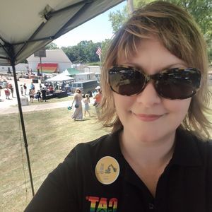 Meet your Posher, Rochelle